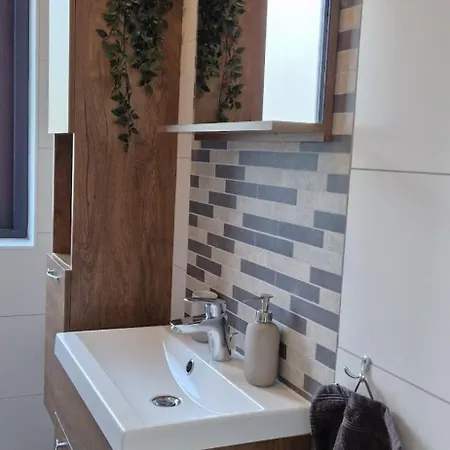 Lakeview 'rotorua' 4-6 Pers By Kawatea Holiday home