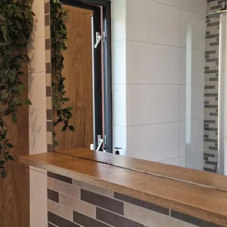 Lakeview 'rotorua' 4-6 Pers By Kawatea